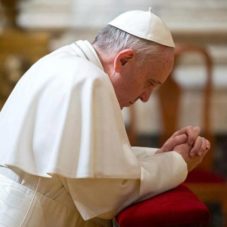 pape-françois-prière
